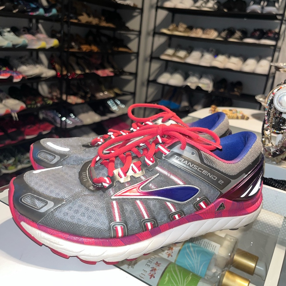 Brooks Transcend 2 Gray, Blue and Pink Athletic Shoes